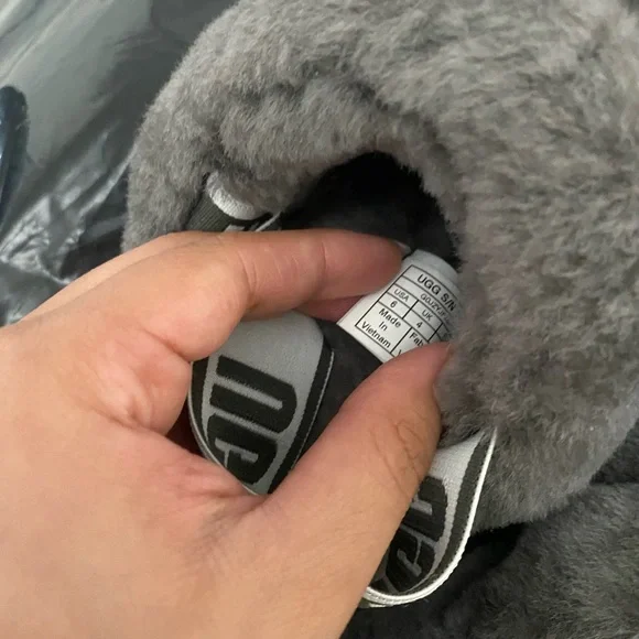 Ugg Fluff Slide - Picture 4 of 7